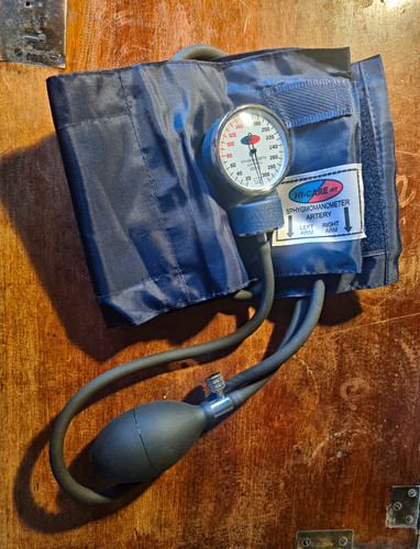 Care 100b manual - hi-care, hc-100b